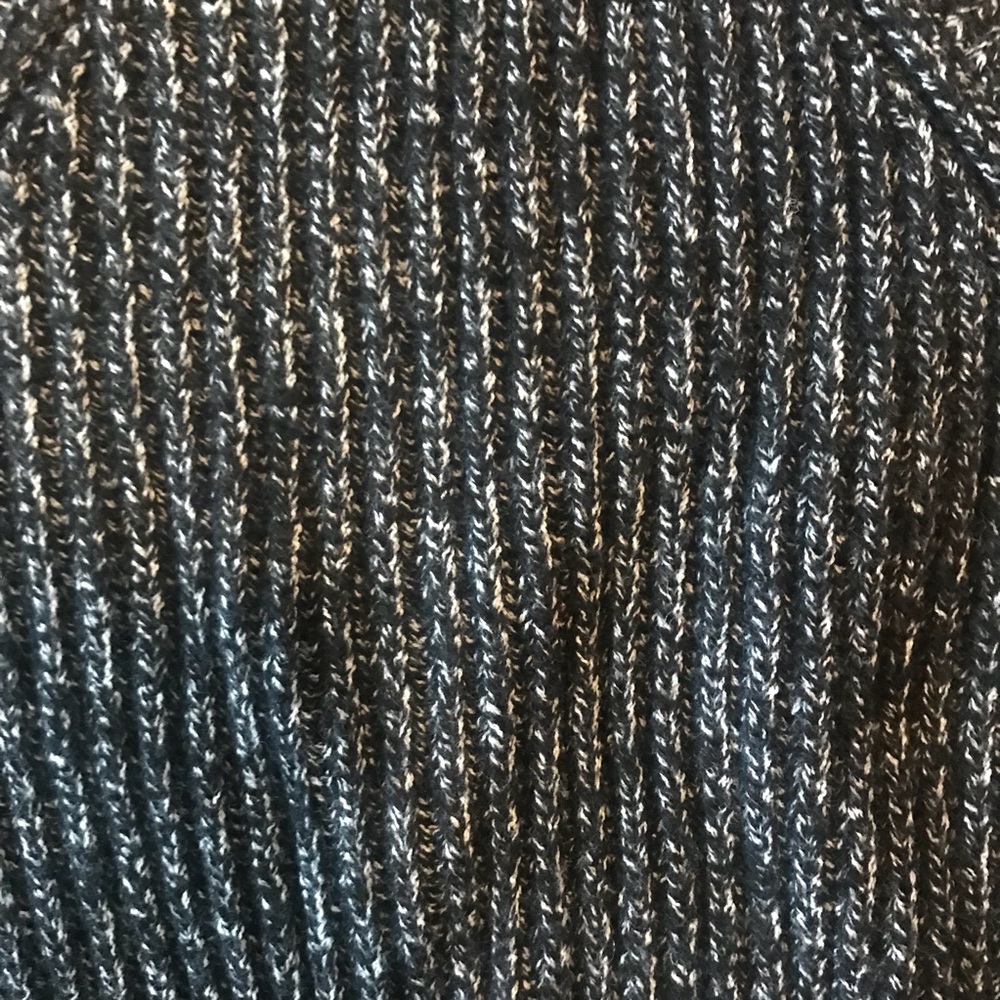 Knit Tank - Picture 2 of 2